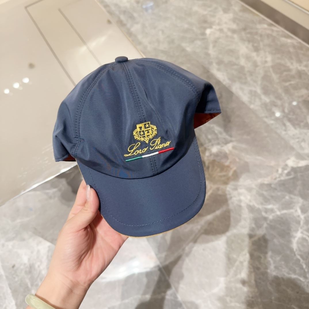 Loro Piana Caps